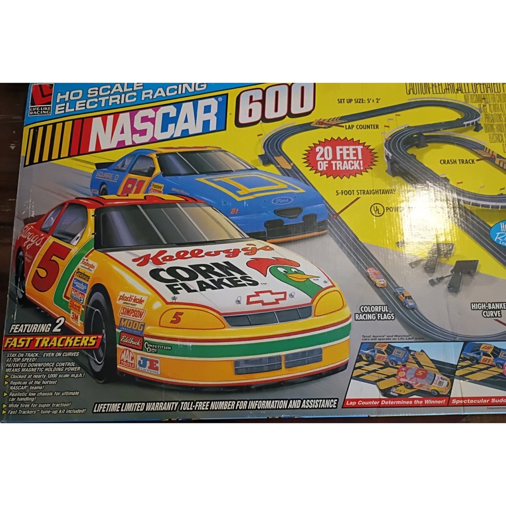 NASCAR Speedway HO Slot Car Set 15 1/2' Race Track Factory Sealed